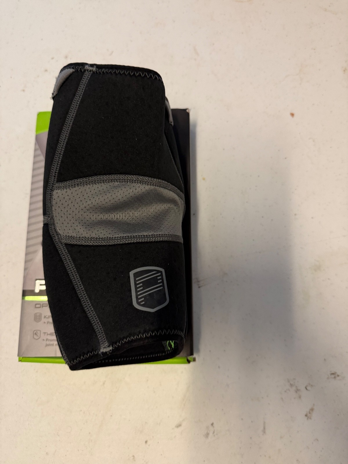 P-TEX Pro Knee Sleeve Open Patella P-TEXK200 Black Multiple Sizes Brand New