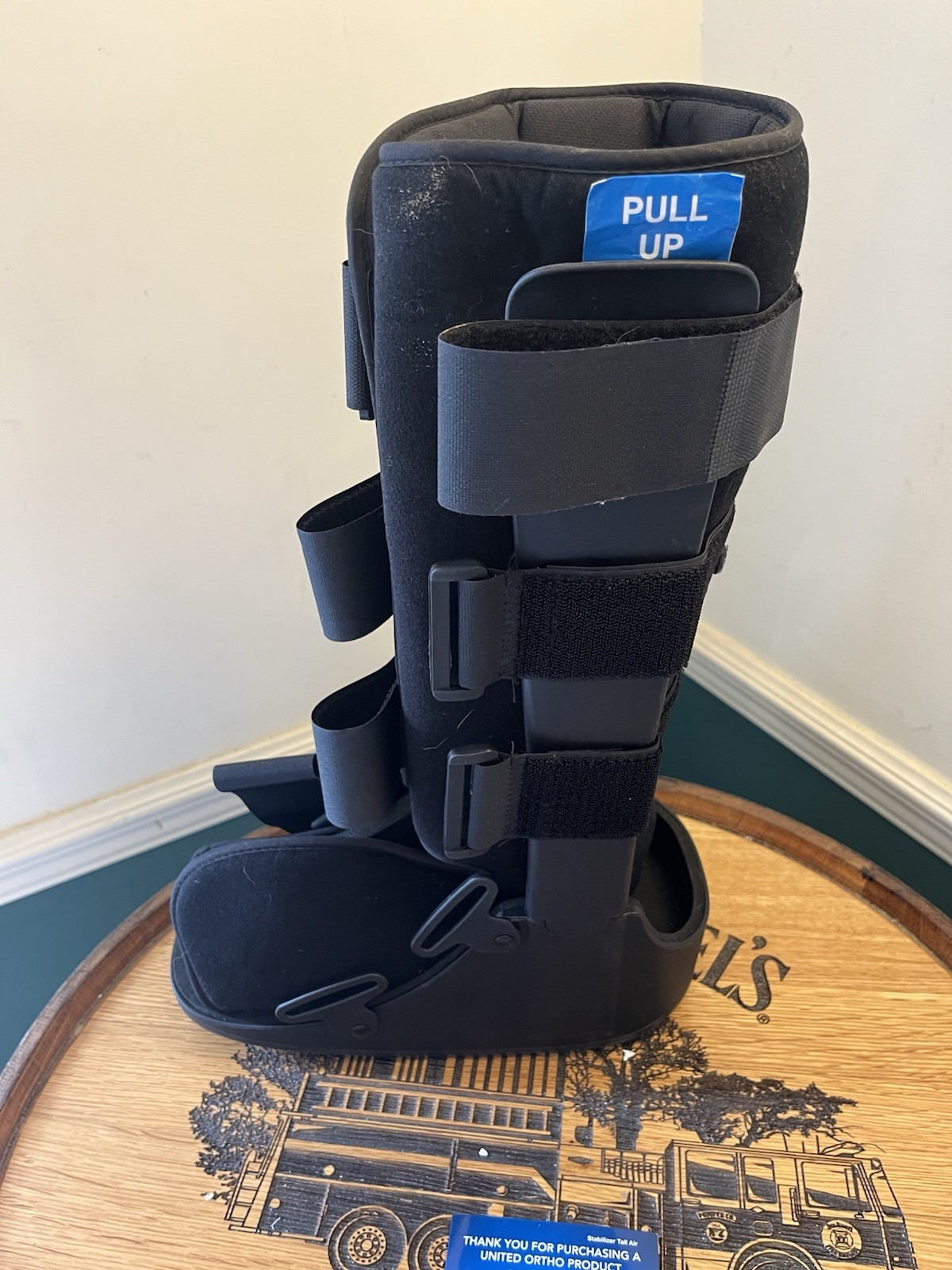 United Ortho Air Cam Walker Fracture Boot, Black, Size Medium