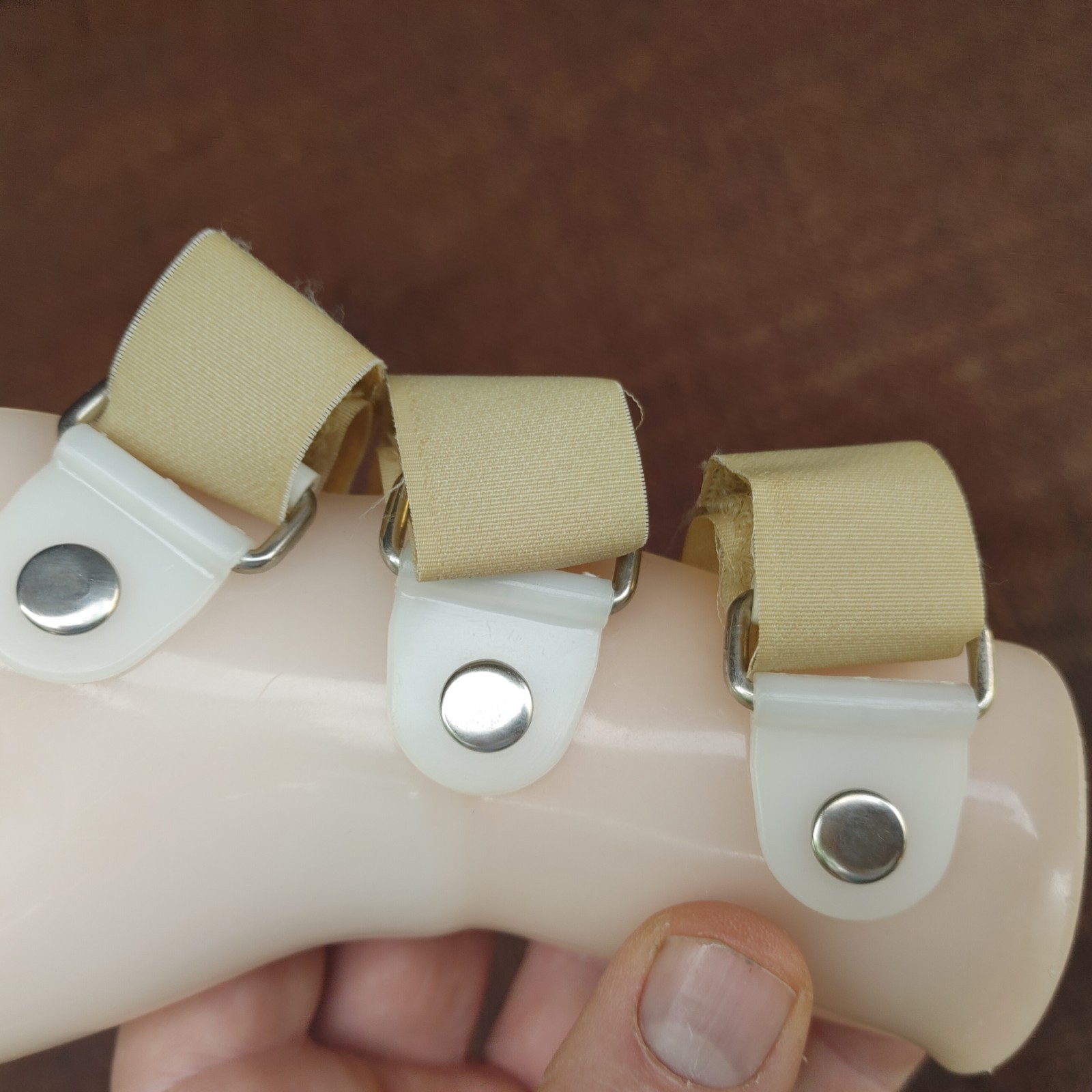 VTG Stabilizing Orthosis Wrist Thumb Brace Youth XS/S Right Custom Plastic Metal
