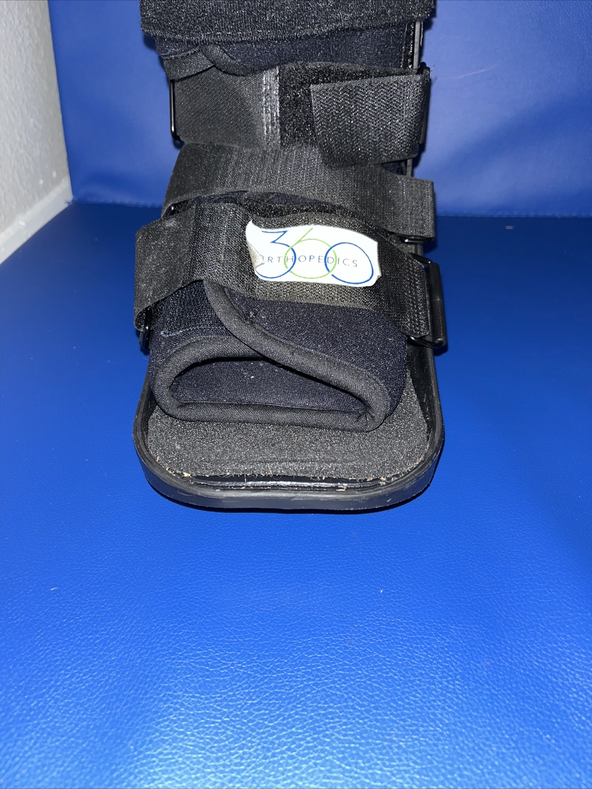 Maxtrax Orthopedic Walking Boot Size Medium Brace Inflate Ankle Foot DJO, LLC