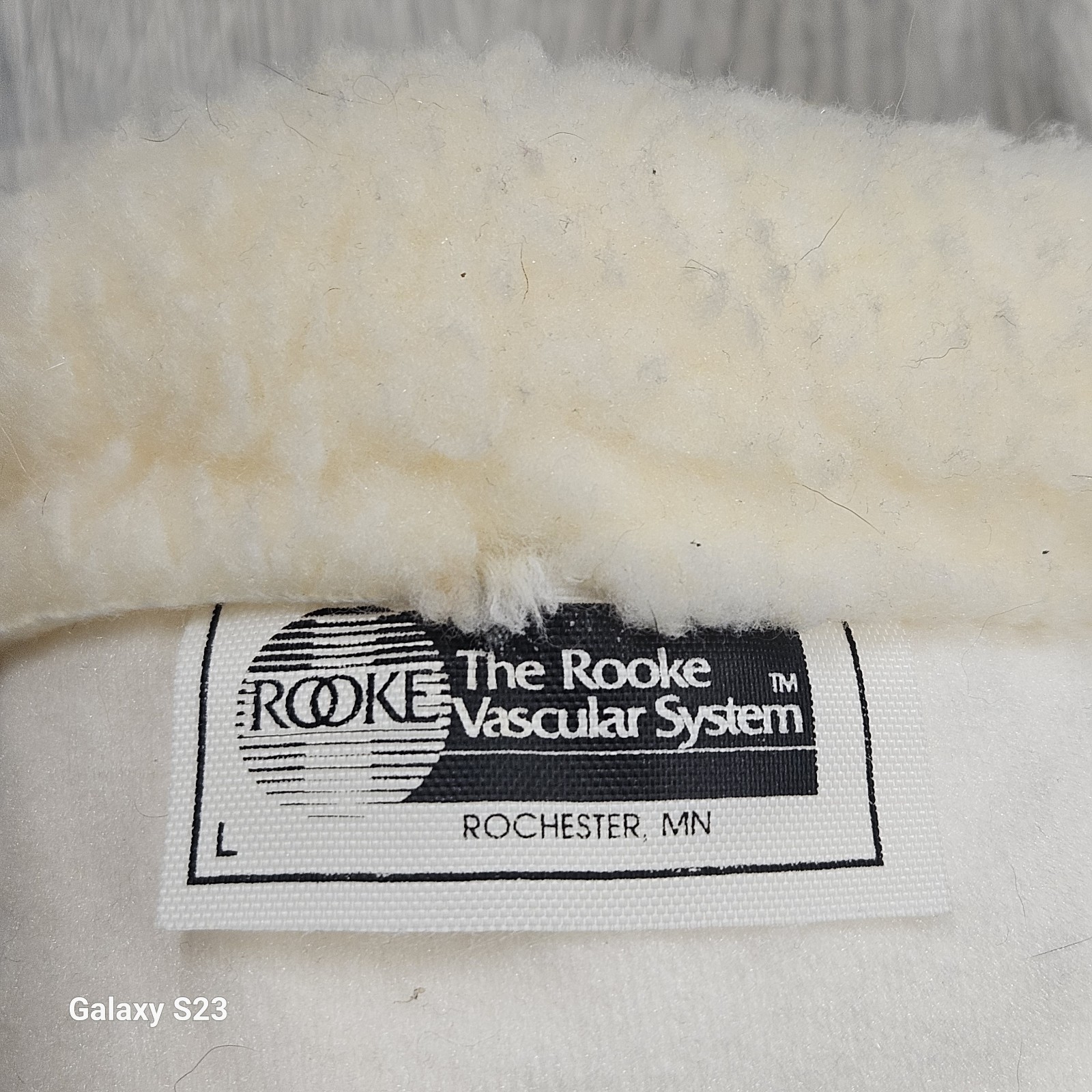 Rooke Vascular Single Boot Heel Offloading Warm Fleece Size Regular Thinsulate