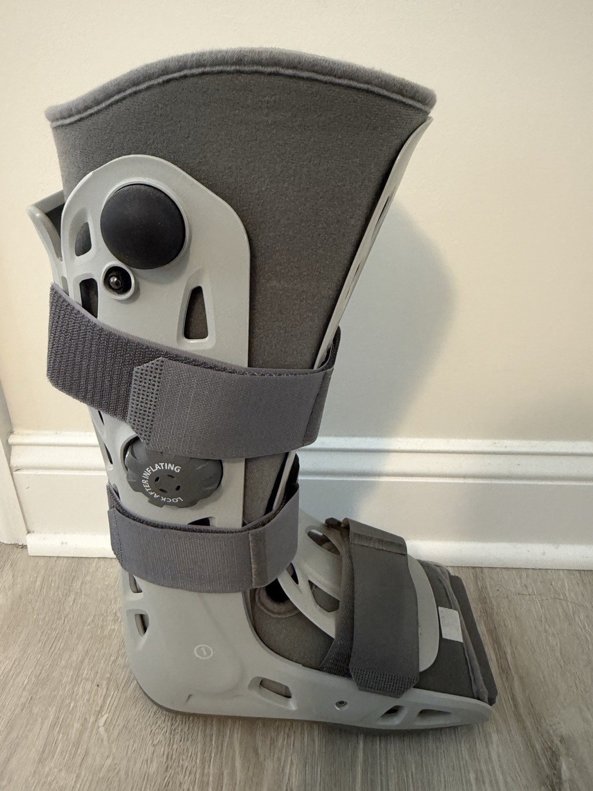Aircast AirSelect Short Walker Brace / Walking Boot – Gray, Size: M