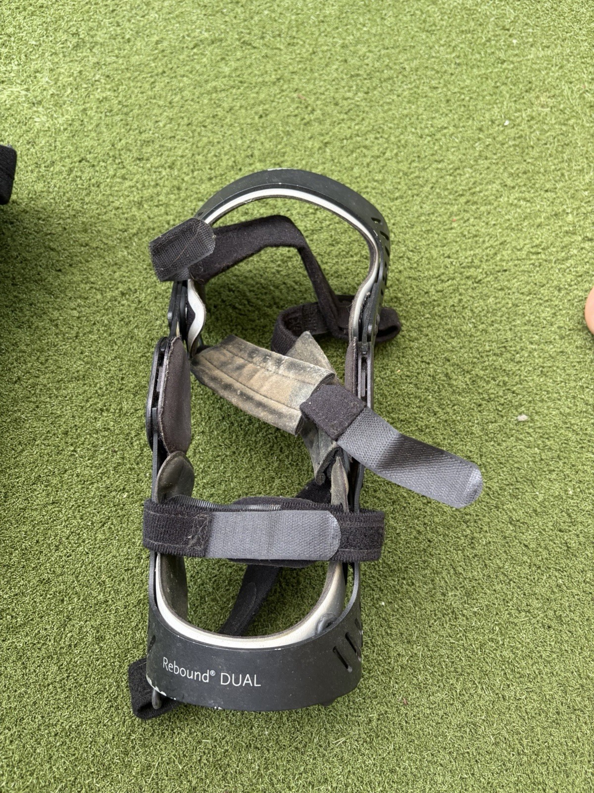 Ossur Rebound Dual Knee Brace Right Large for ACL, McL, PCL Support Aluminum