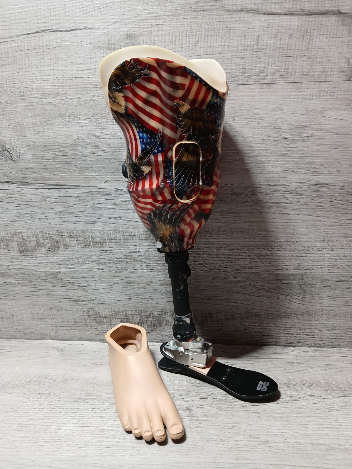 K2 Odyssey Hydraulic Ankle Prosthetic American Flag Below-Knee W Boa Tightening