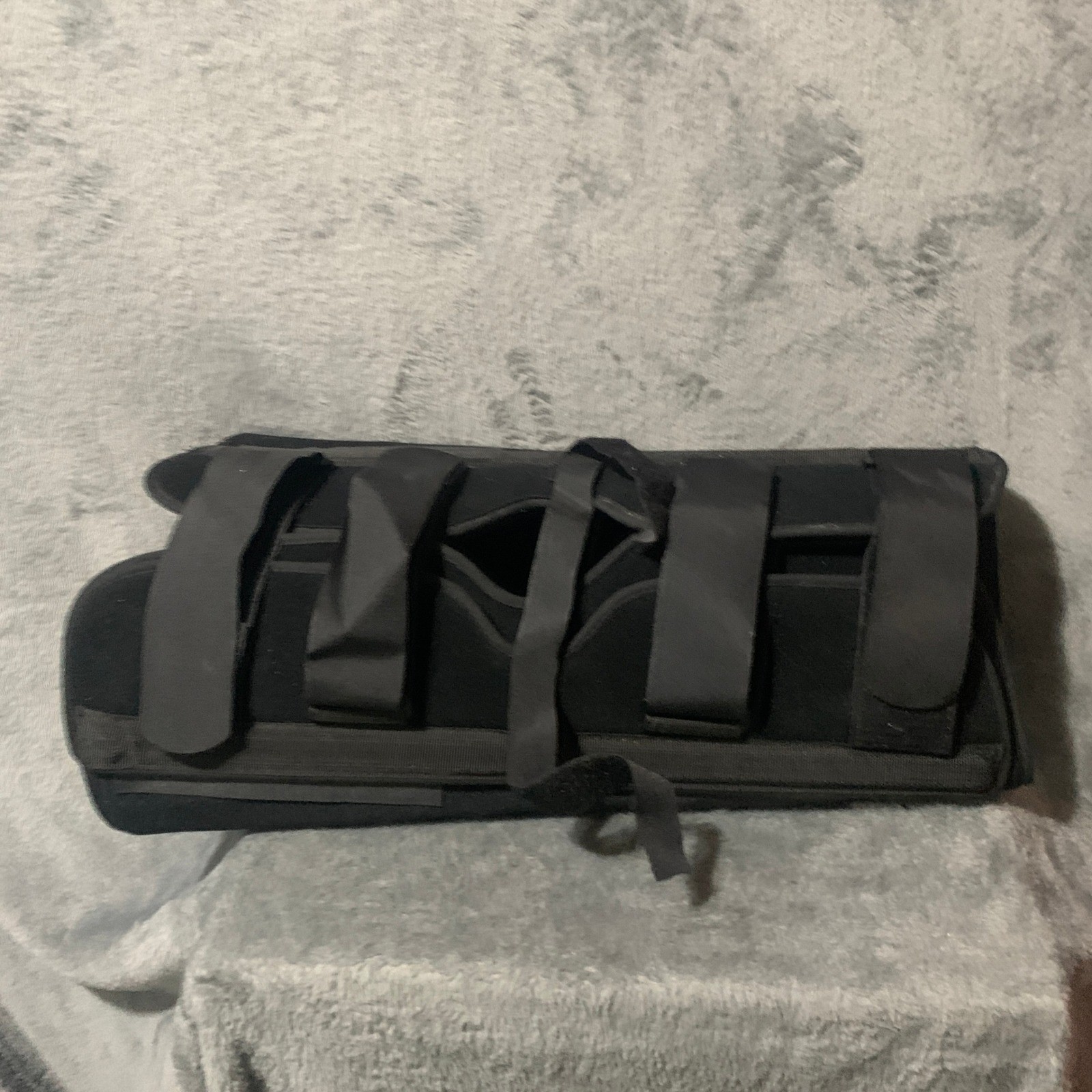 Hely & Weber Universal Knee Immobilizer Brace Black Adjustable Straps 19.5 Inch