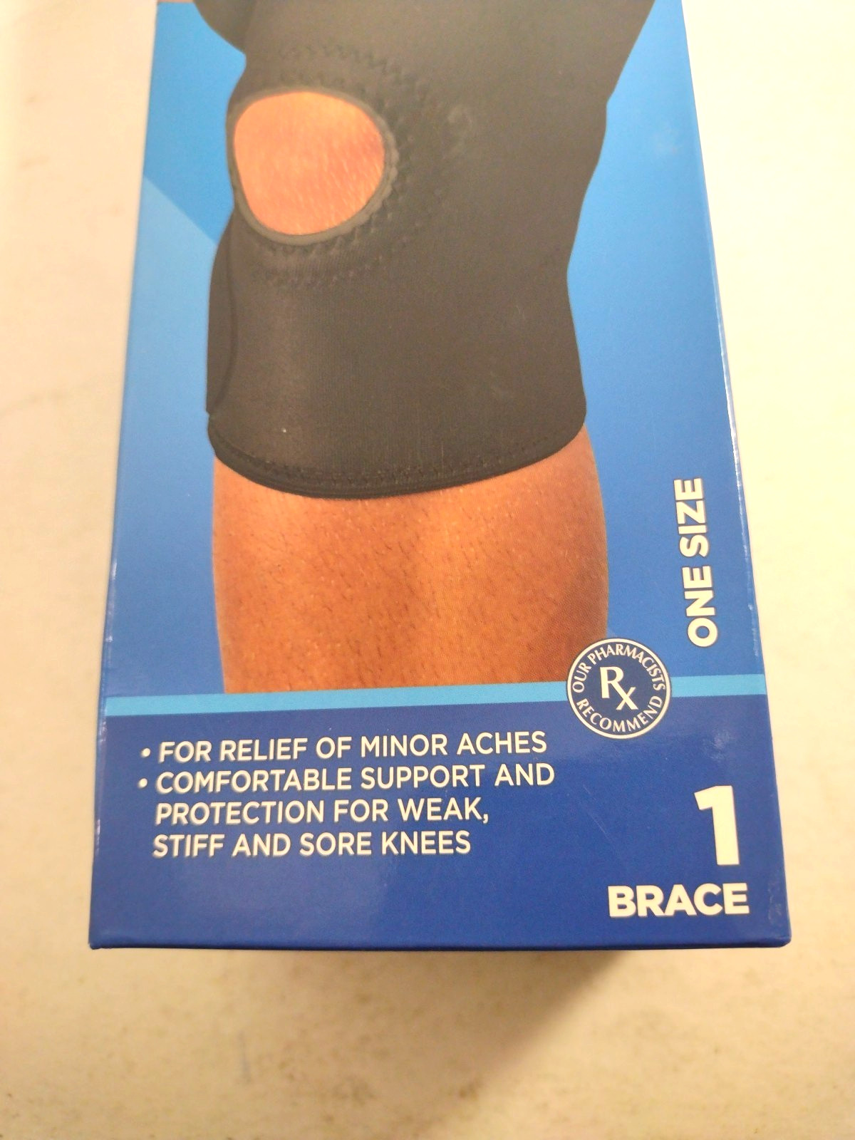 Knee Support Sleeve Copper one size knee Left Or Right compression NEW. S3