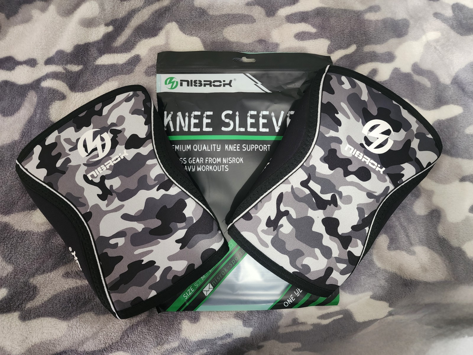 Nisrok Knee Sleeves (1 Pair), 7mm Neoprene Compression Knee Braces Size: Large