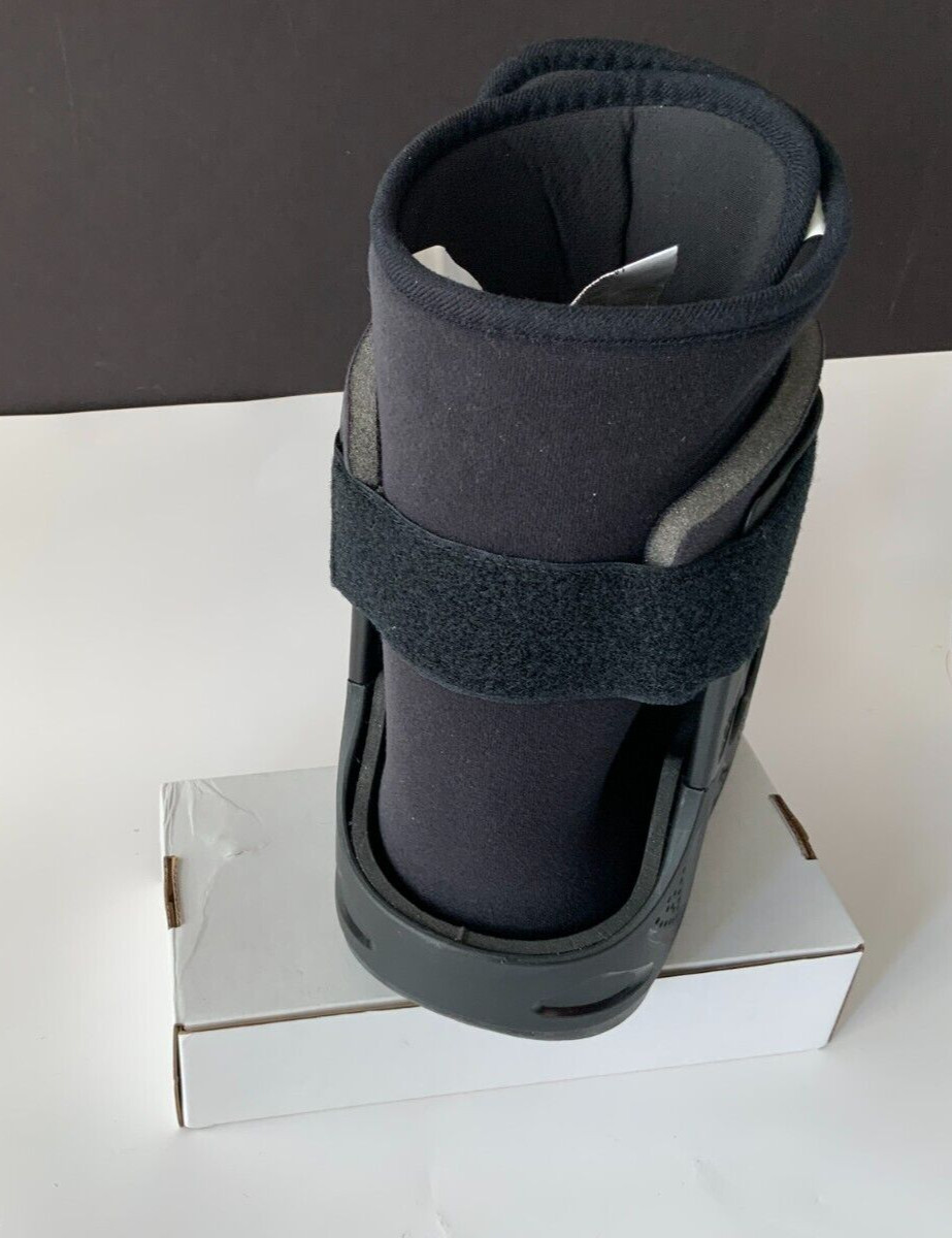 McKesson Black Walker Boot Medium Hook and Loop for Either Foot 155-79-95505 zd