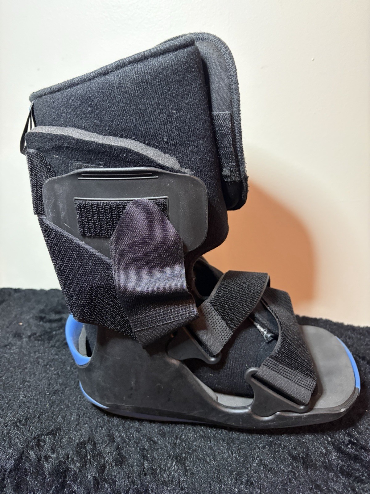 Ovation Medical Gen 2 Short Air Pump Pneumatic Walker Boot Size Small Excellent