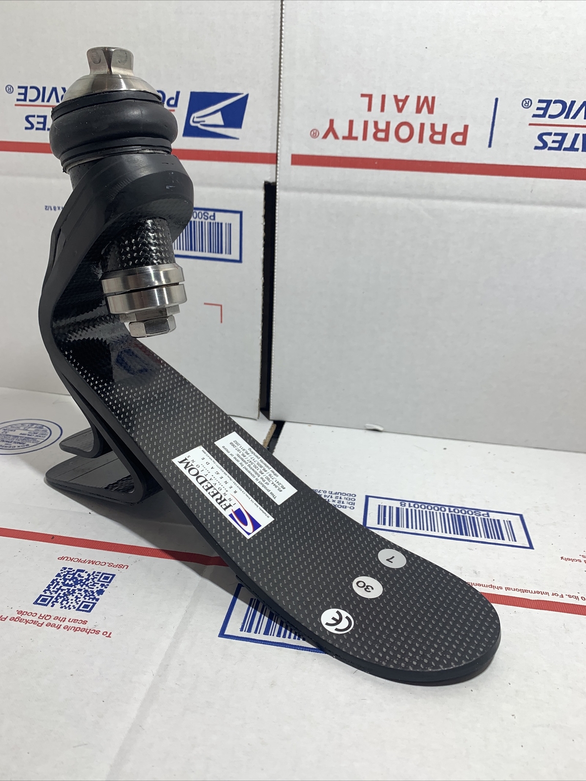 Freedom Innovations Renegade Prosthetic Foot. Size 30. Cat 7. Ht 8.5”. R SHELL