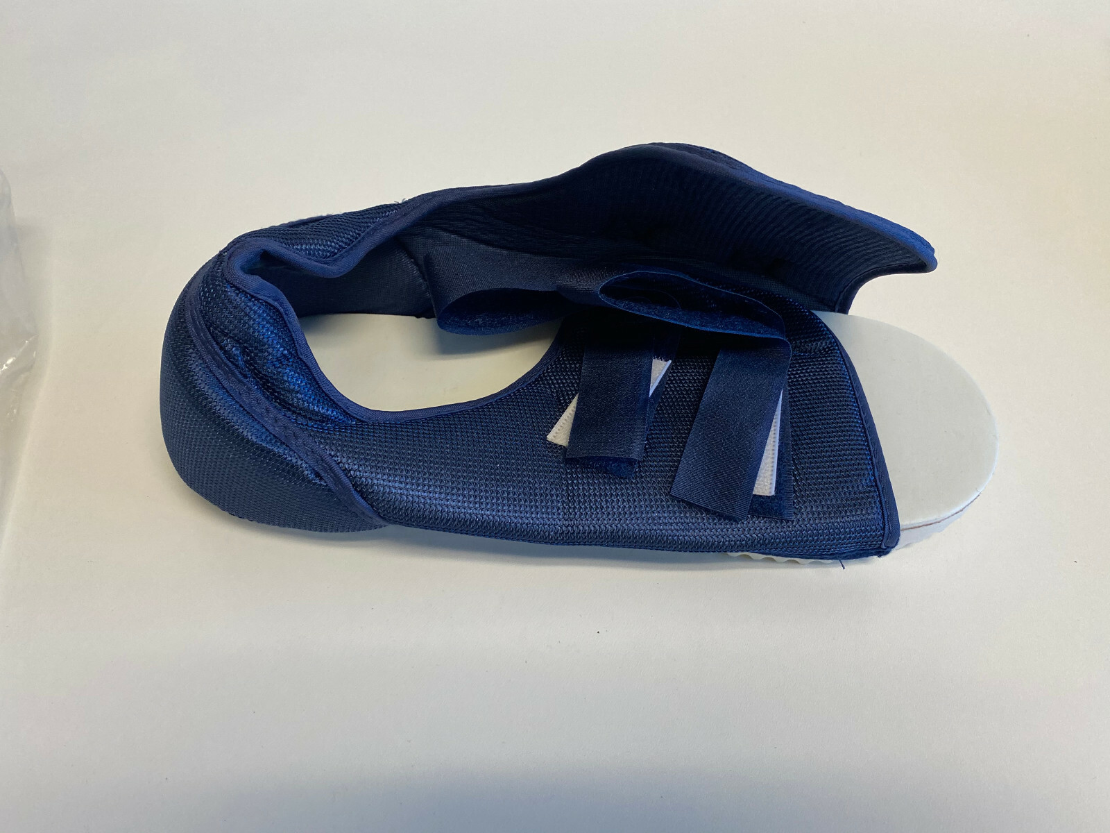 Lot of 5 ProCare Post OP Shoe Male – Medium 79-90185