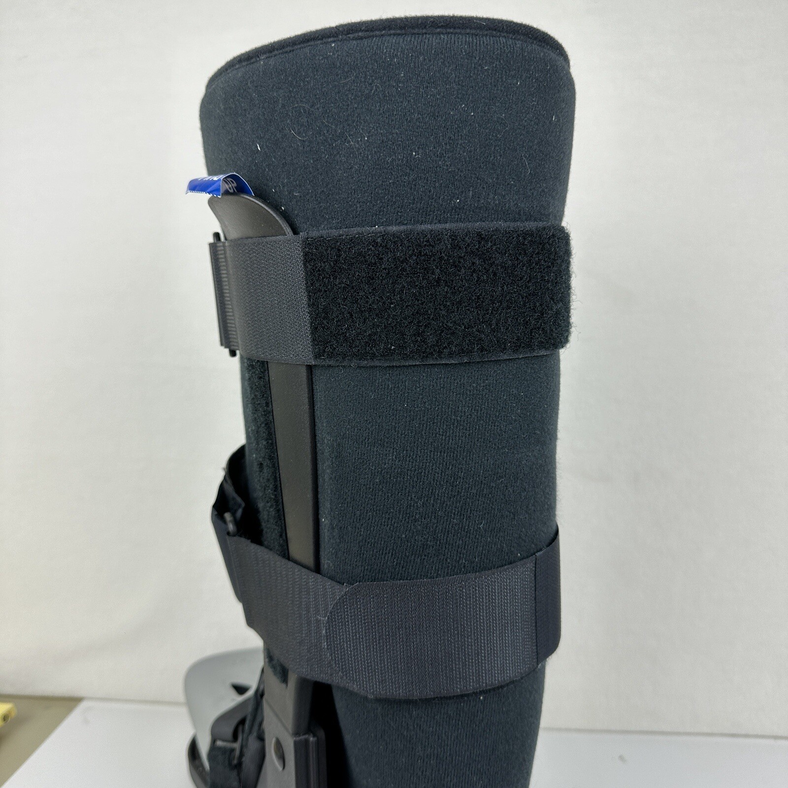 Medium DeRoyal Orthopedic Walking Brace Boot Foot Ankle Leg Tracker EX Walker