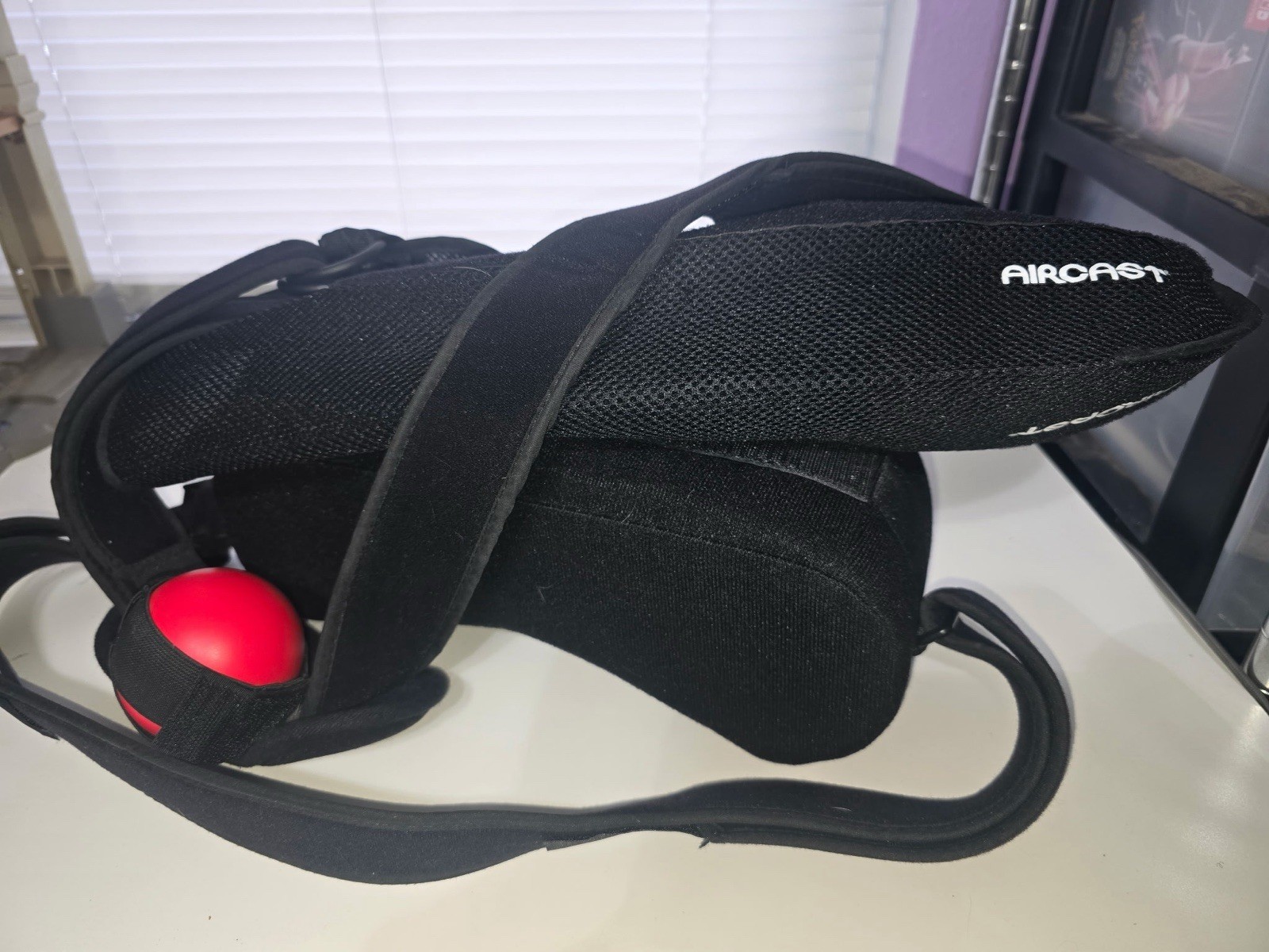 AIRCAST Quick Fit Arm Sling Shoulder Immobilizer Abduction Pillow Great Conditio