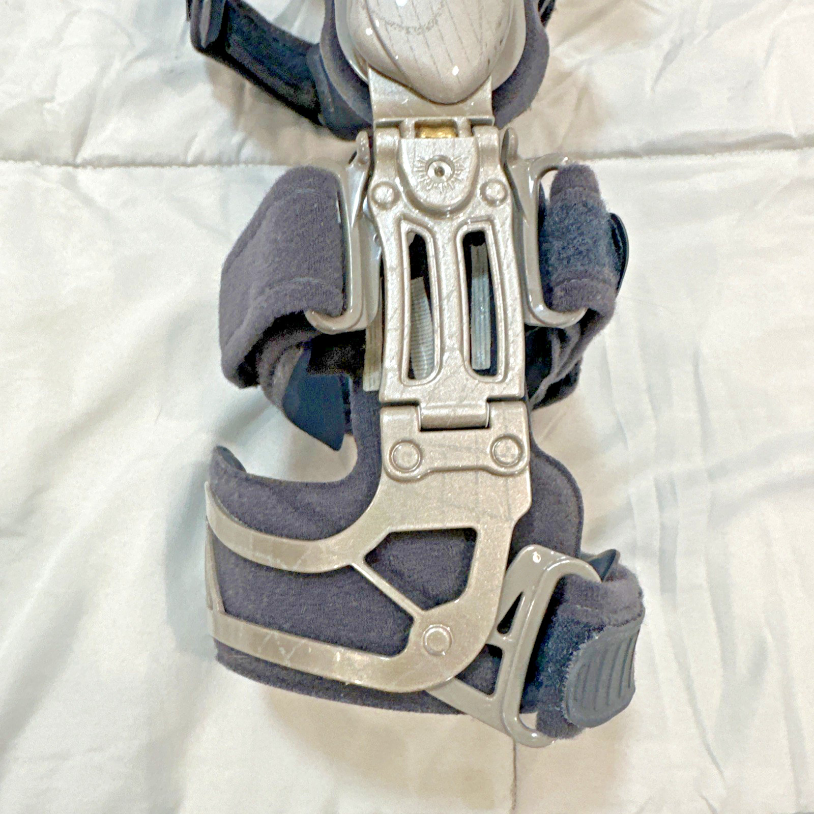 medi M.4S OA Varus Right XL Extra Large Right Knee