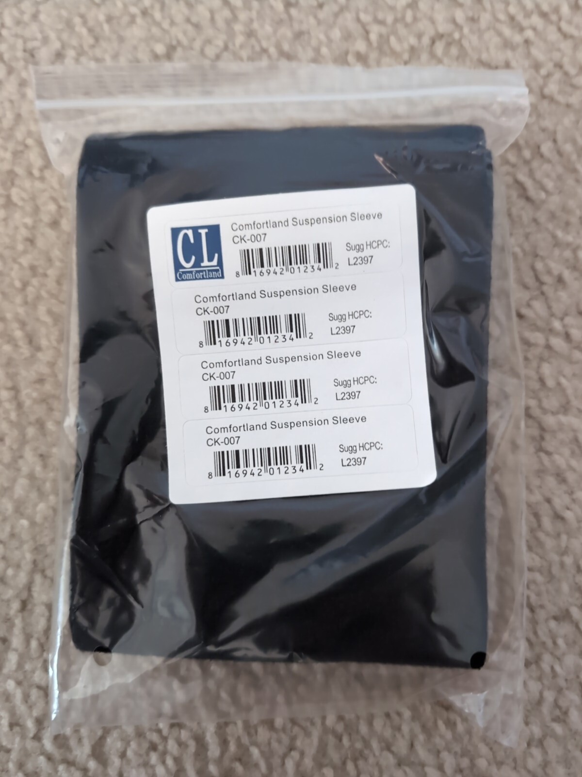 Comfortland Suspension Sleeve Wrap for Knee Size Universal CK-007 BLACK (1 unit)