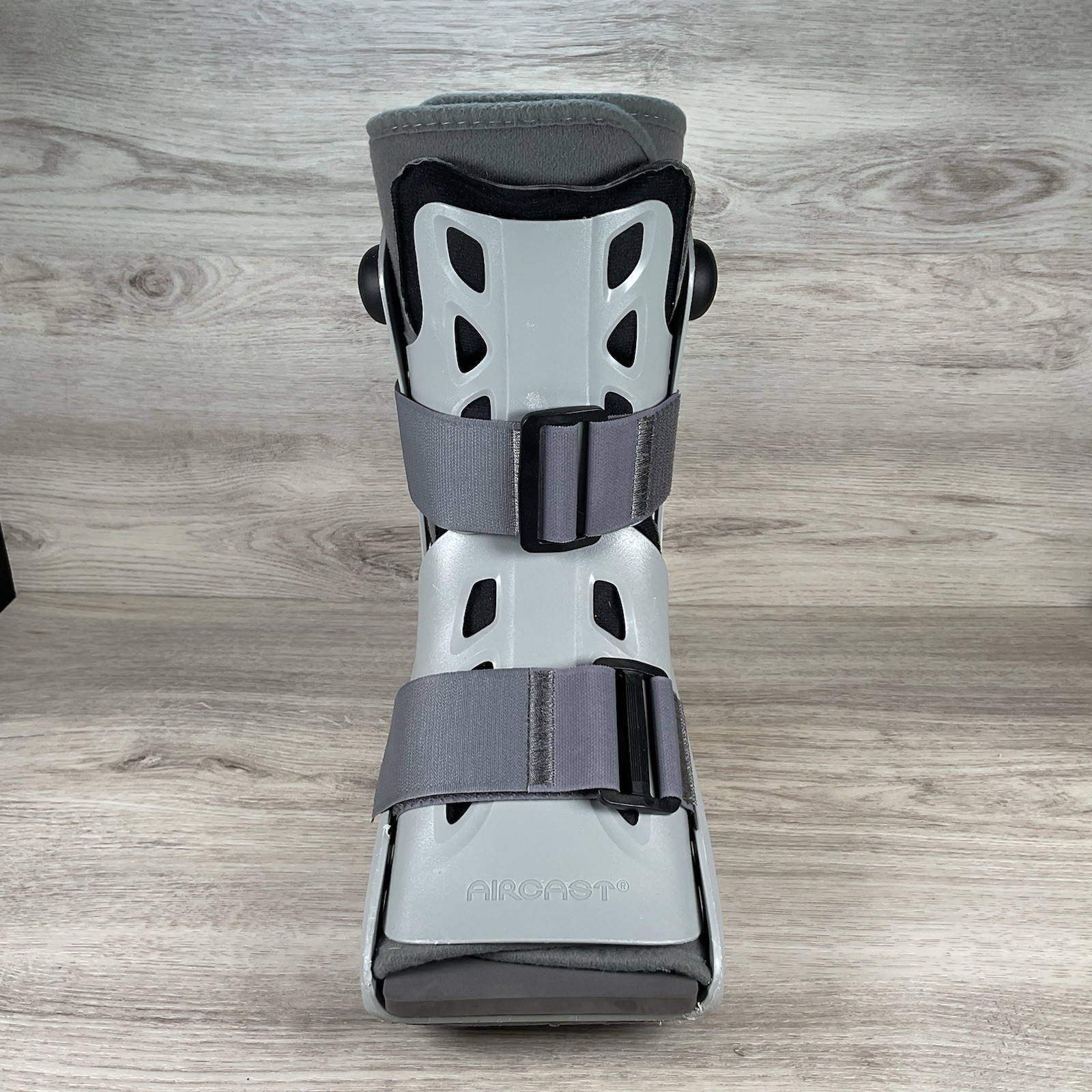 Aircast AirSelect Short Style (Medium) Gray Walker Brace and Walking Boot