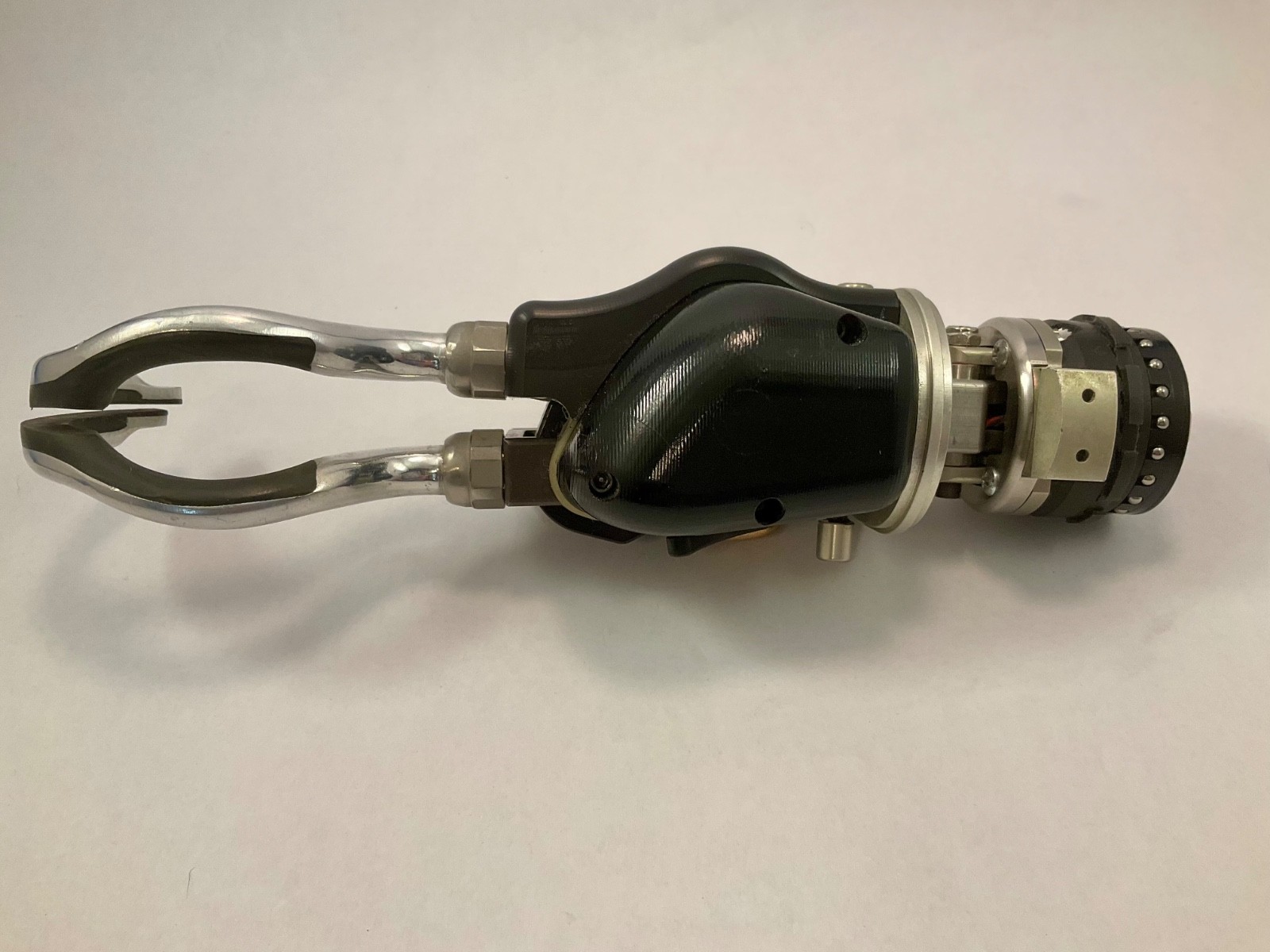 FILLAUER EDT Motion Control Myoelectric Prosthetic Hook Right Hand NIB #909