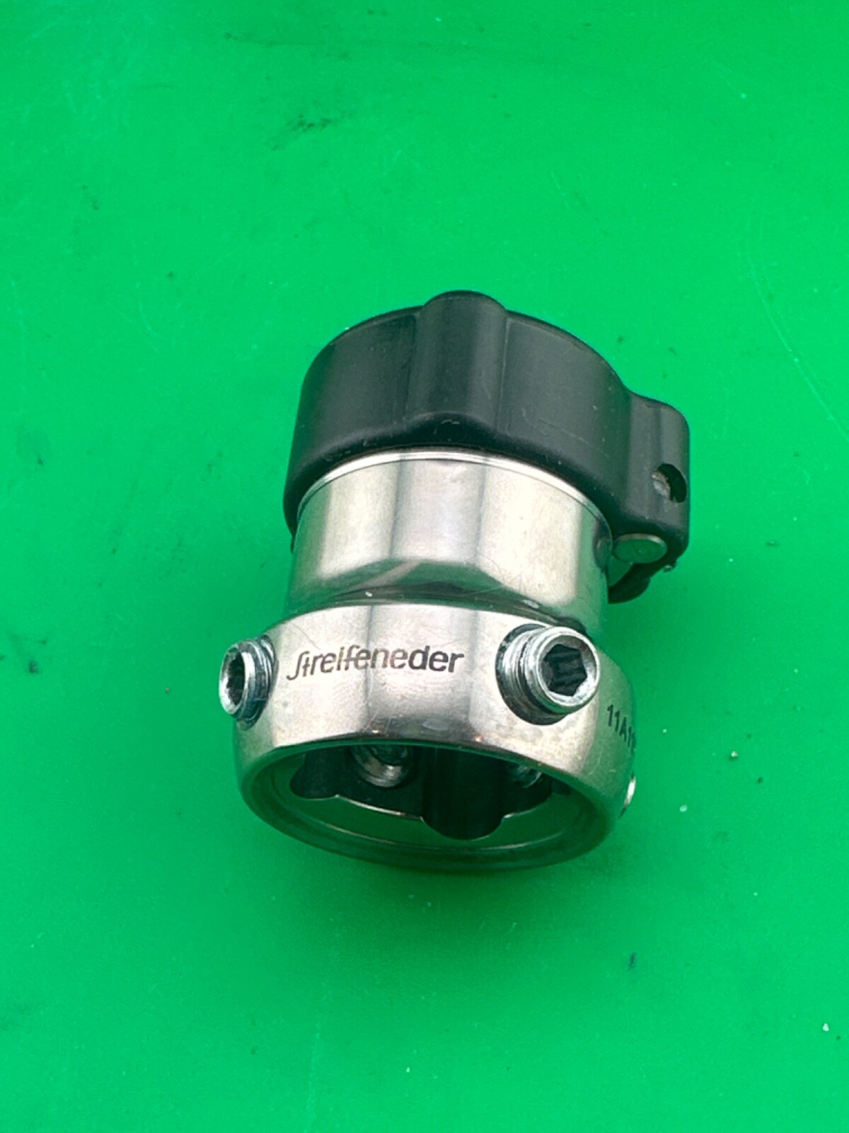 Prosthetic component Adapter part. Streifeneder 30mm diameter tube clamp