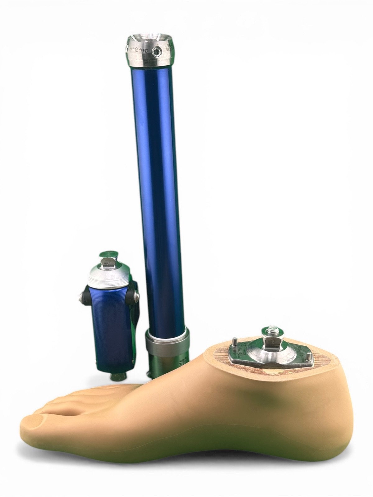 otto bock 3WR95 1WR95 4WR95=3 2WR95=1. prosthetic Knee, right foot, components.