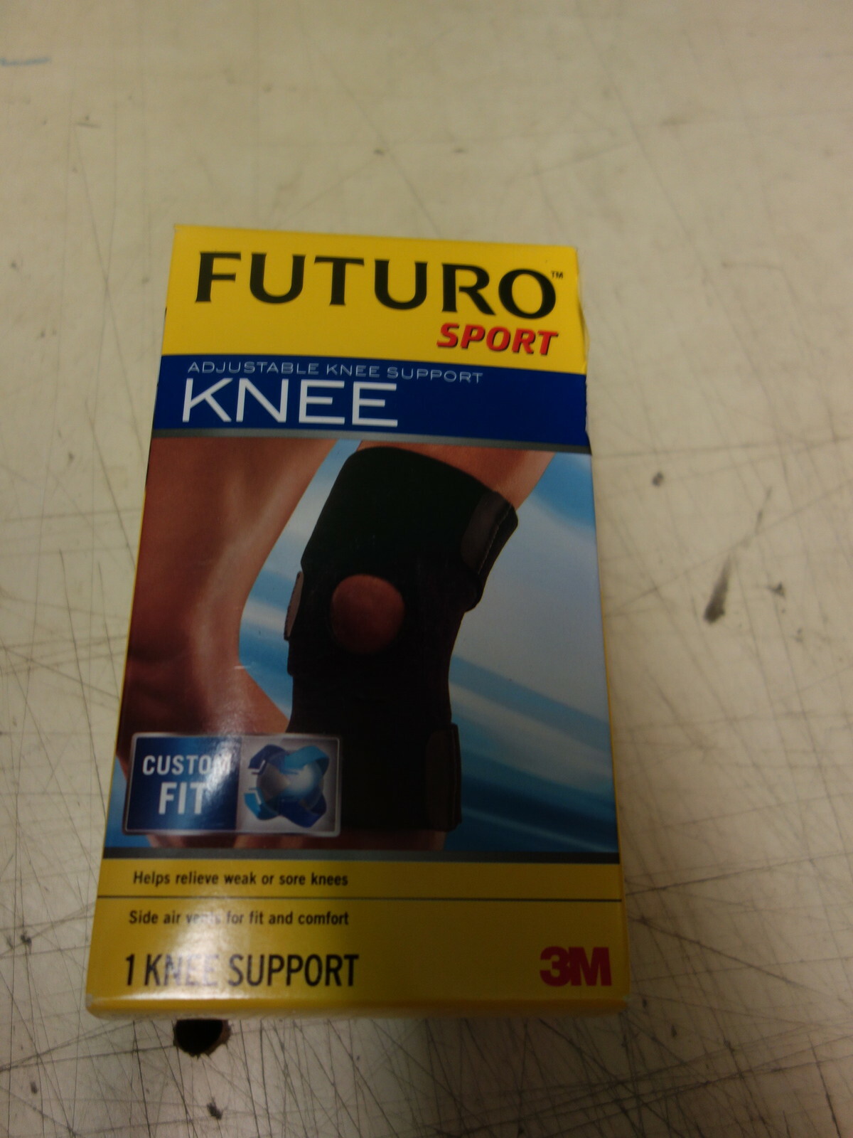 3M Futuro Sport Adjustable Right and Left Knee Support # 09039