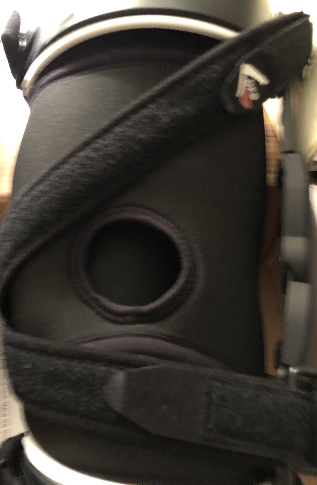 Ossur The Unloader Express DFS Osteoarthritis Right Knee Brace L Black Washable