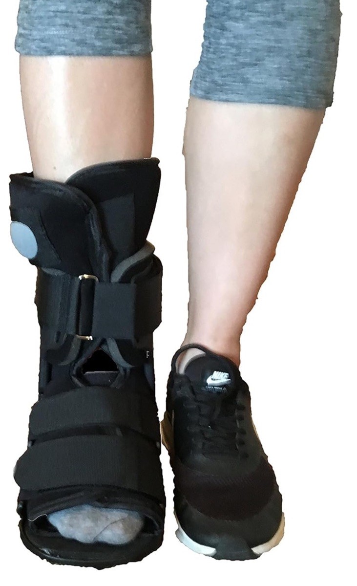Mid-Calf Air Walker Pneumatic Walker Boot Foot/Ankle Boot L4360 (Large)