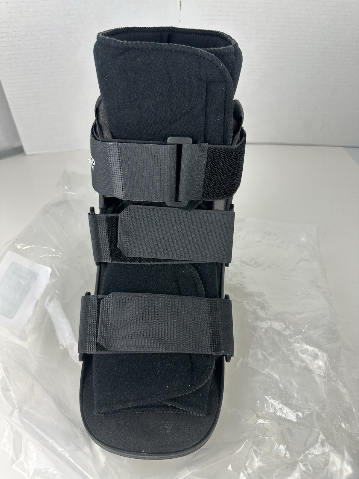 NEW United Ortho USA14013 Short Cam Walker Fracture Boot, Large, Black