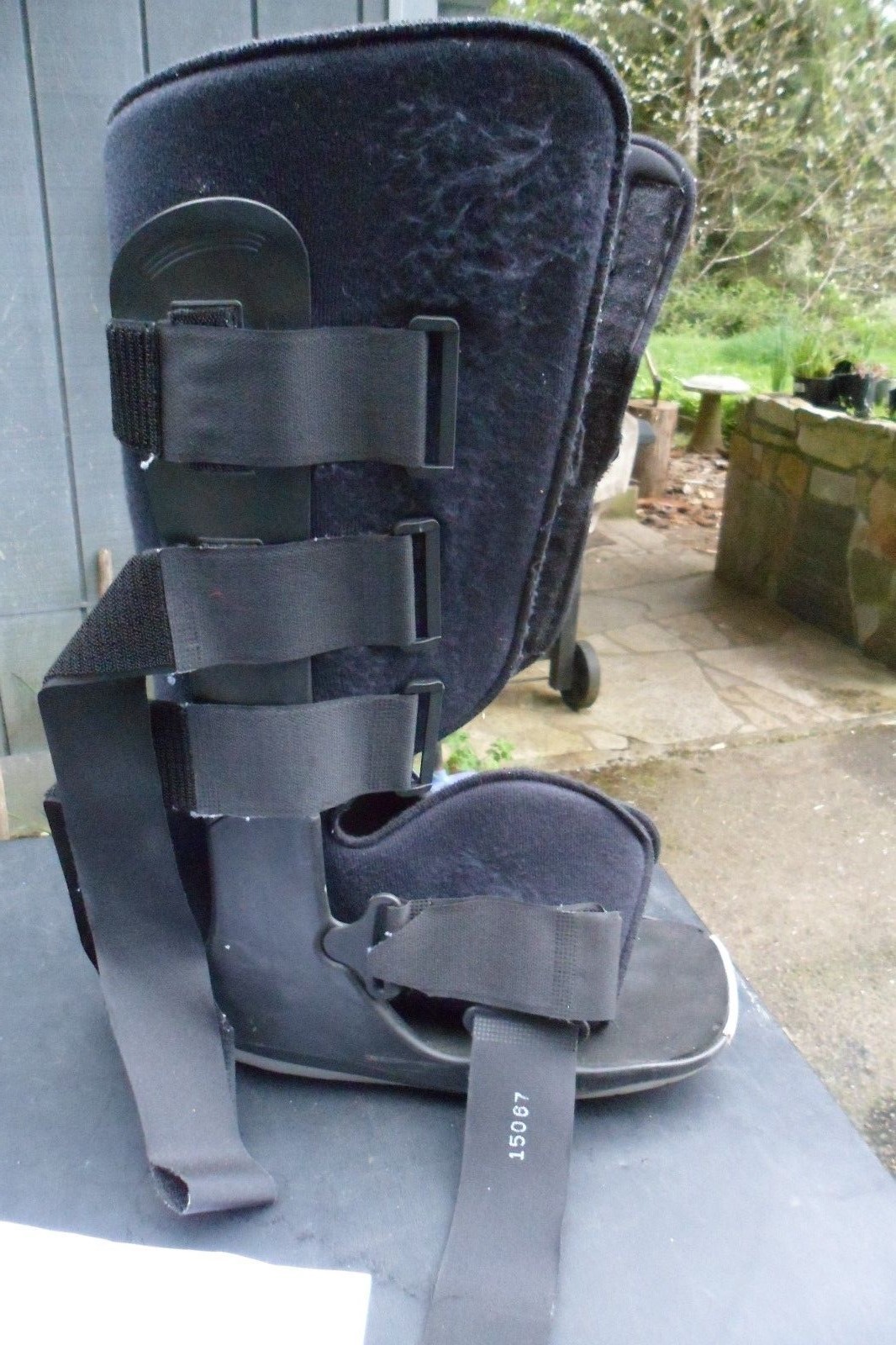 Ovation Medical Standard Walker Fracture Boot LARGE Grey Sole