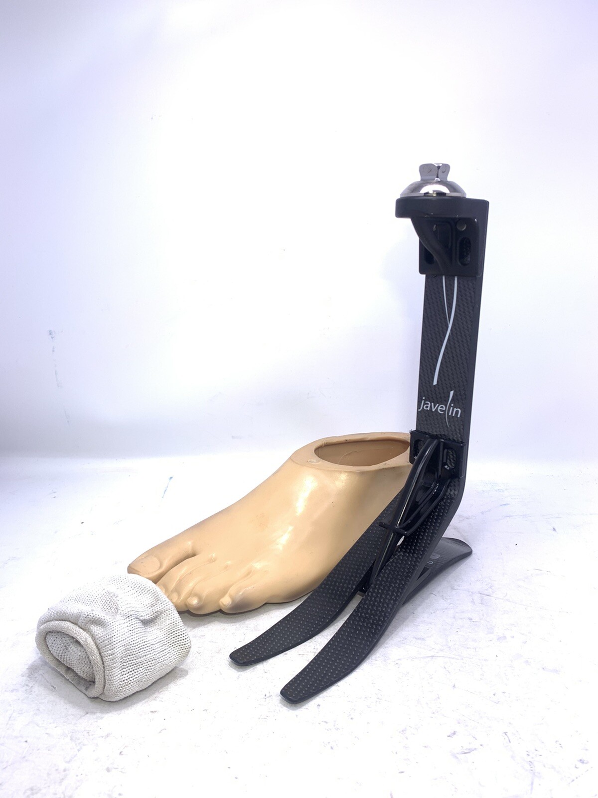 blatchford endolite javelin prosthetic foot. size 28. category 4