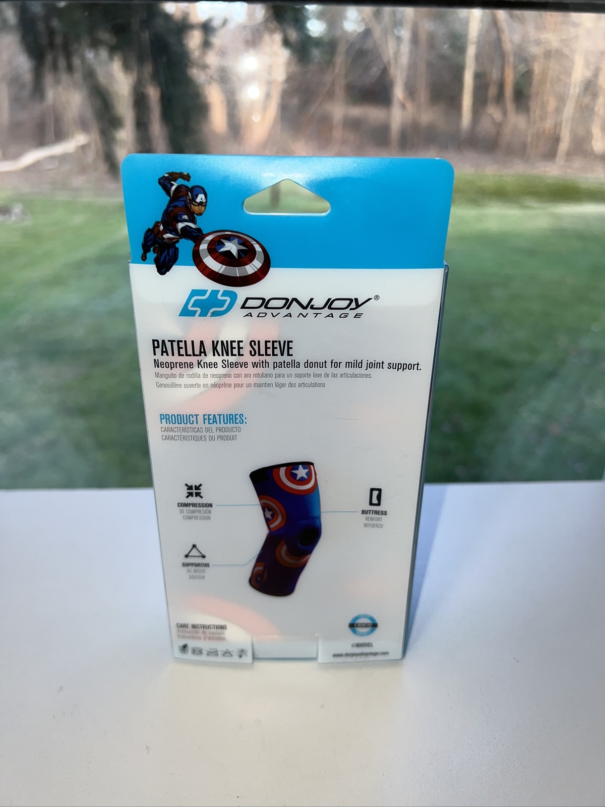 NIB Youth Marvel Avengers Captain America Neoprene Knee Sleeve (DONJOY)