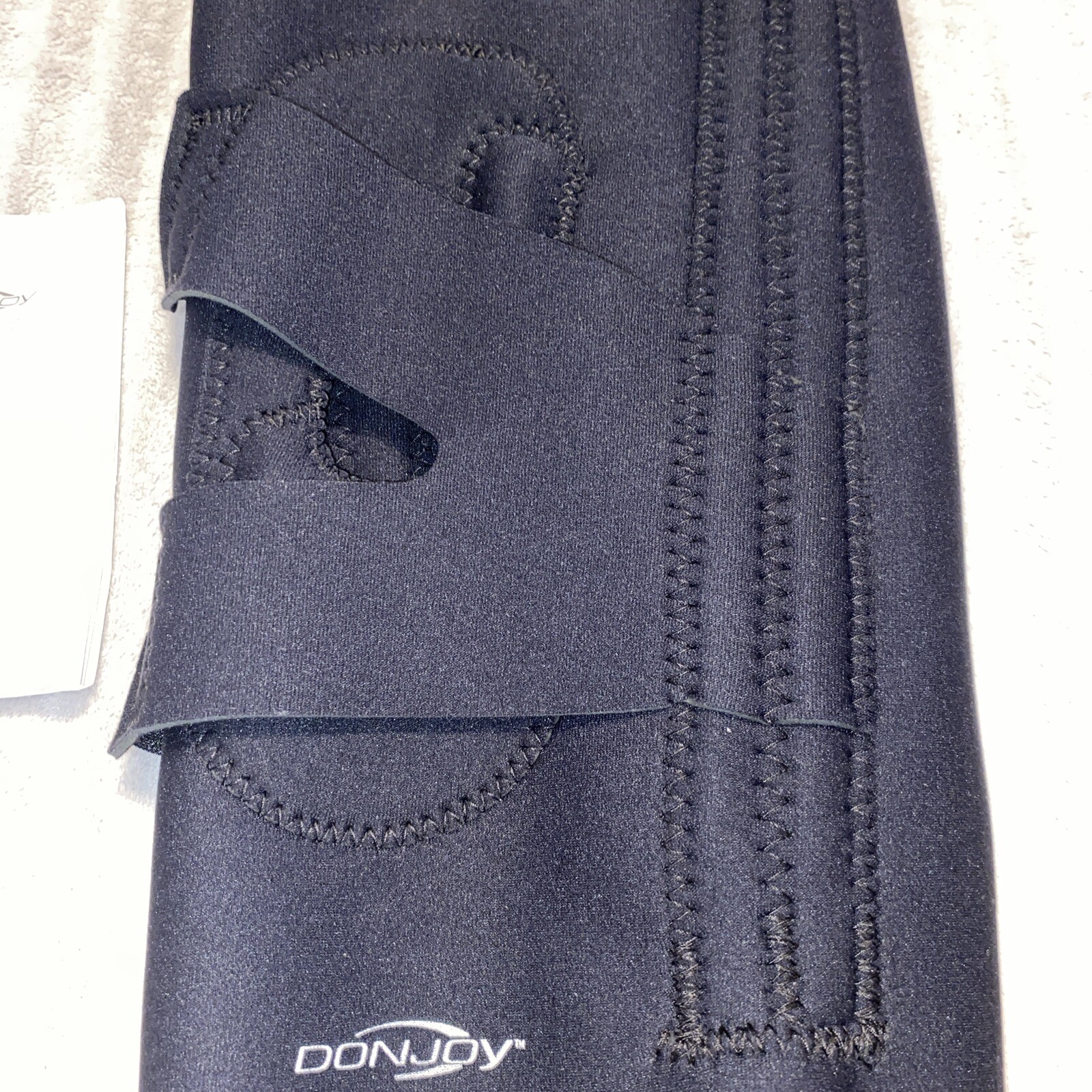 Donjoy Lat Pat Knee Sprt, LT, XXL, BLK for support of the Patella Left New