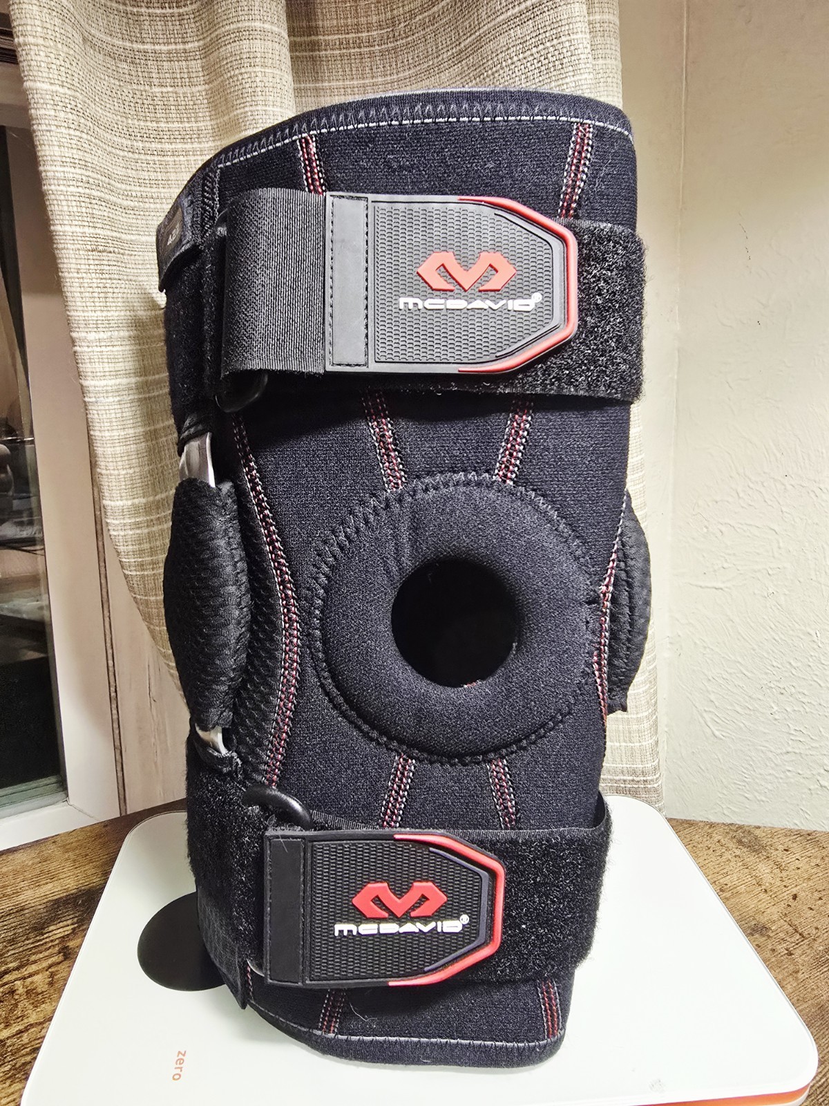Mcdavid 422 Knee Brace Strap With Dual Disk Provides High Level Support S-Large.