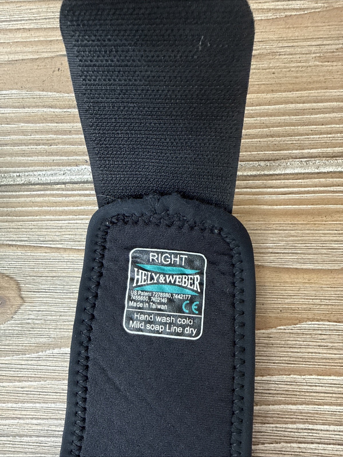 Hely & Weber TKO The Knuckle Orthosis, Right Adjustable Malleable Black