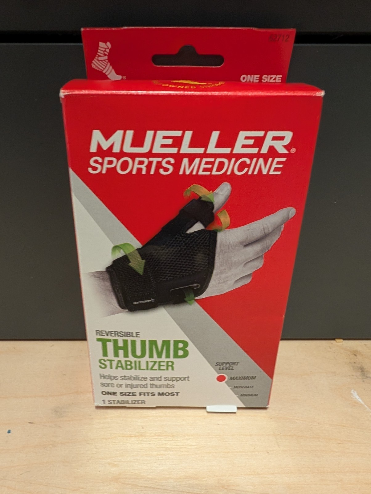Müller 62712 Sports Reversible Thumb Stabilizer – Black one size