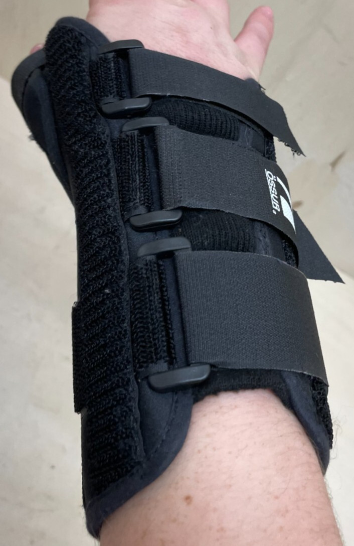 Ossur Formfit Thumb Splint Stabilizer for Tendonitis/Wrist Sprain Post Cast Sz M