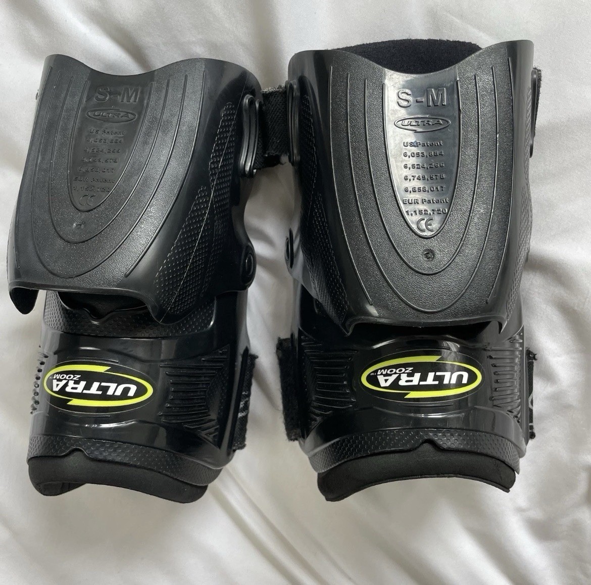 Ultra Zoom Ankle 2 Brace Shoe Wear Sports Leg Injury Prevention S/M Black – Used