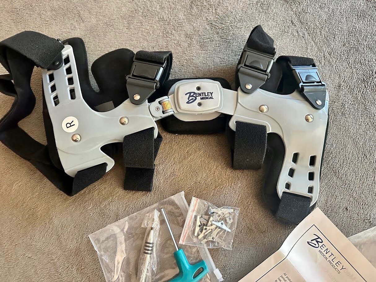 NEW Bentley Medical Universal Knee Brace TL-51 Right Knee Brace
