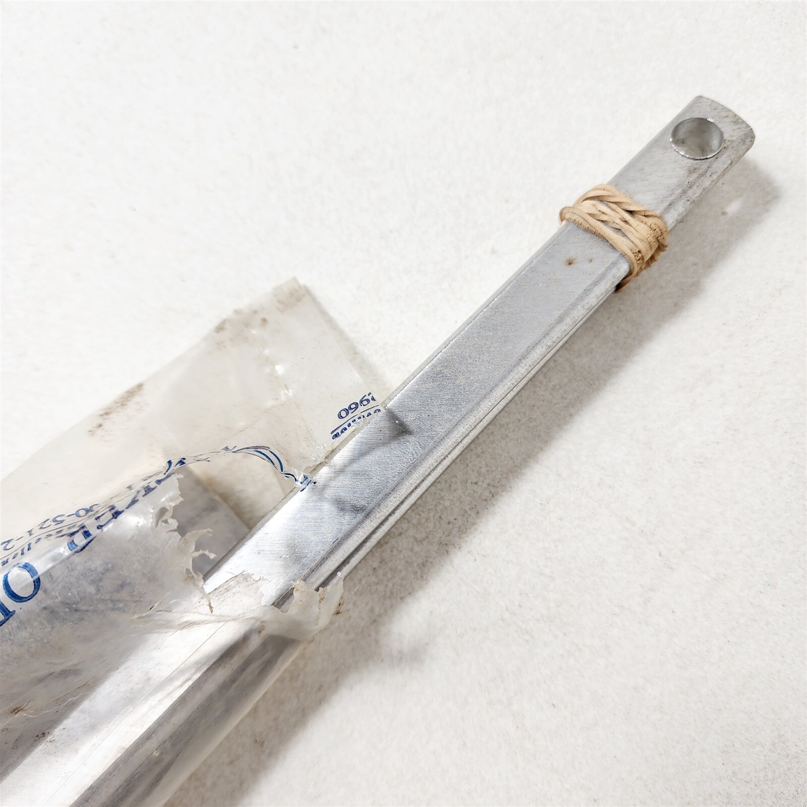 1 Pair Becker #1004-B4R Posterior Offset Rt Med Conture Lever Locking Knee Joint