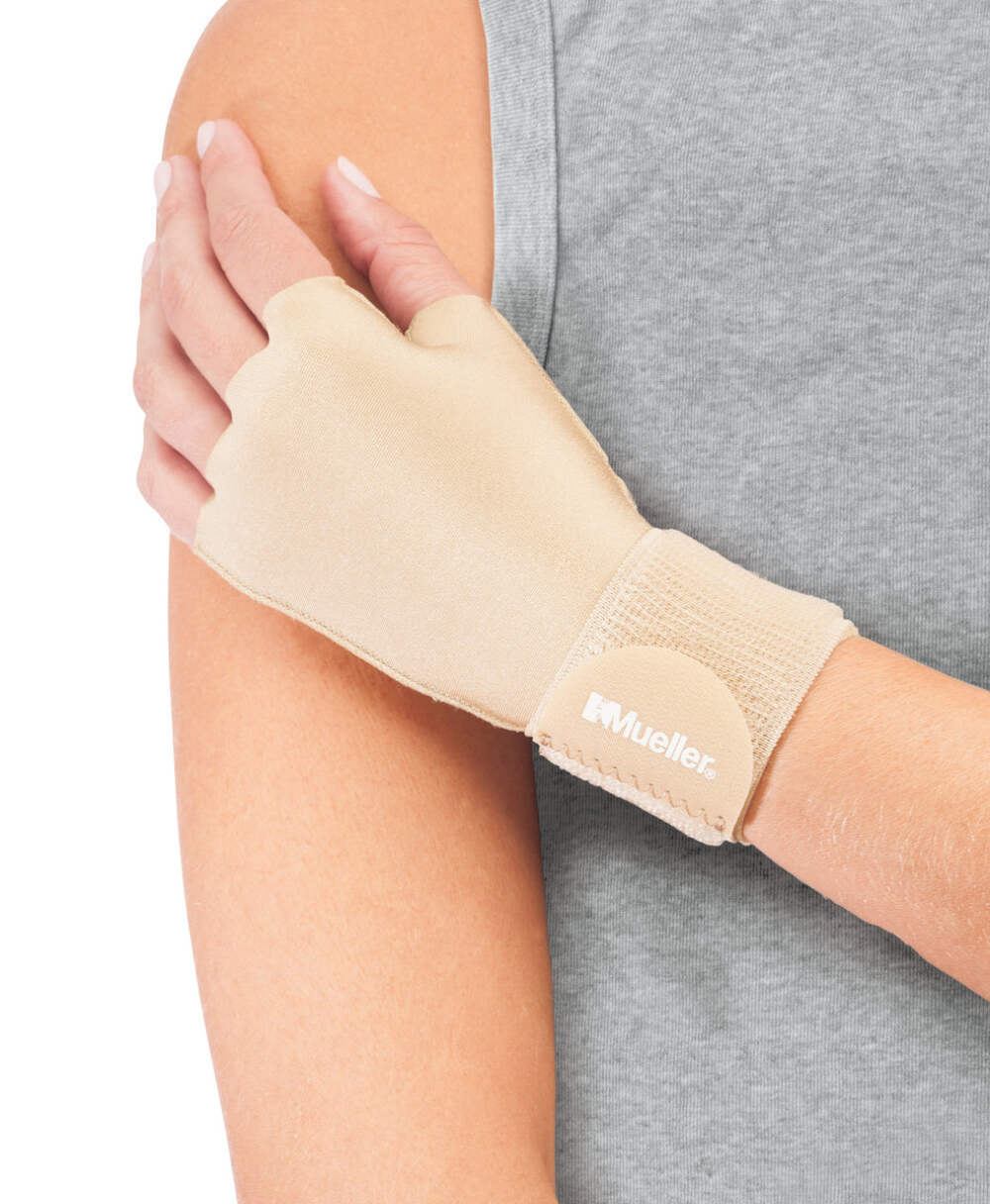 Mueller Compression Gloves, Unisex, Single – Beige