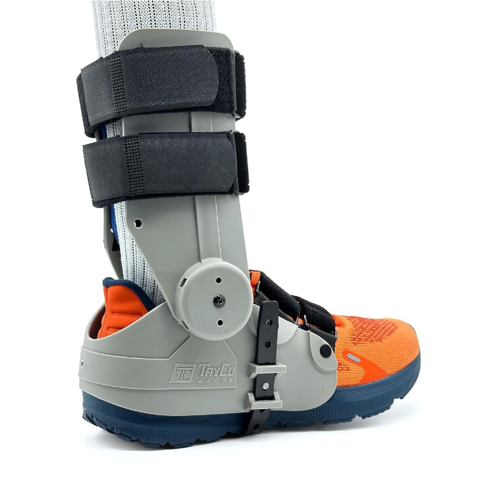 Over-the-Shoe RecoverX Ankle Brace, Alternative to Walking Boot Medium Right
