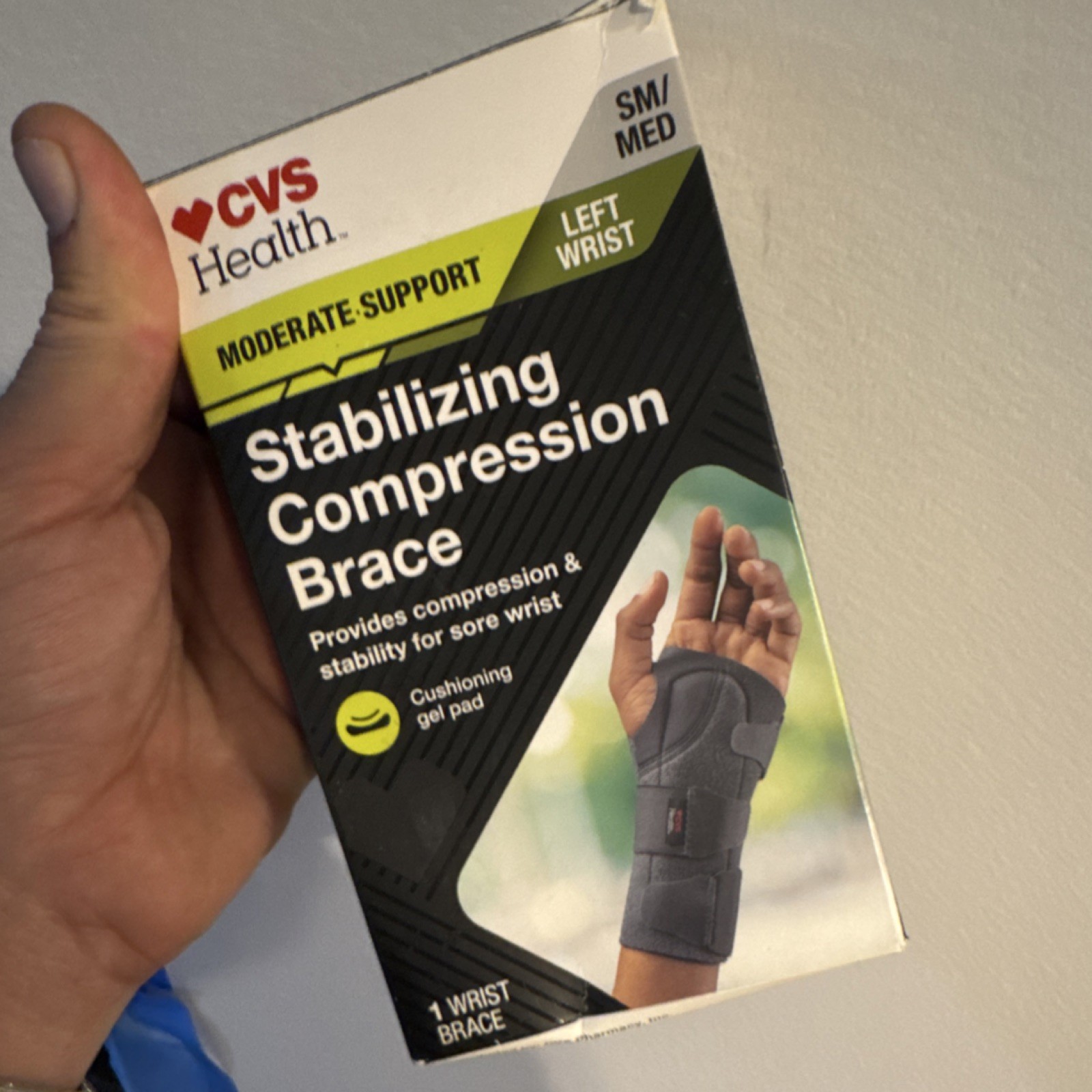 CVS Health Stabilizing Compression Brace Left Wrist SM/MED Adjustable Gel Pad