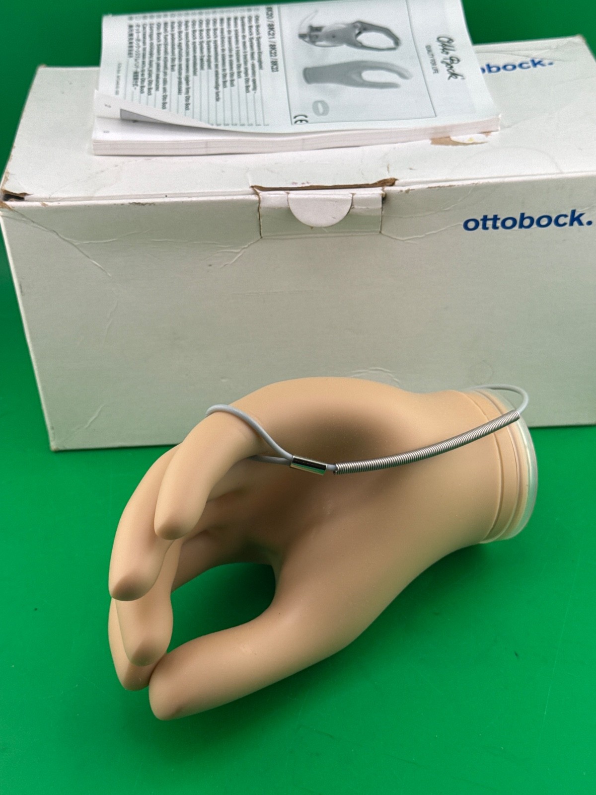 Otto Bock System prosthetic, 8k23=L8, size 8, left hand. New