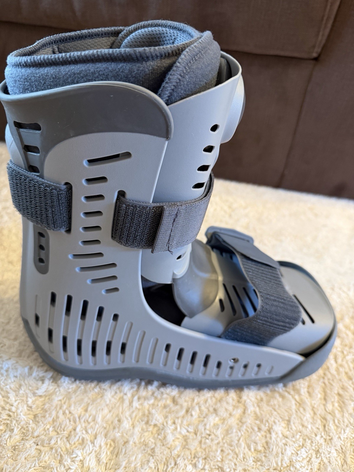 Össur Rebound Air Walker LT Adjustable Air Immobilization Boot Gray LT