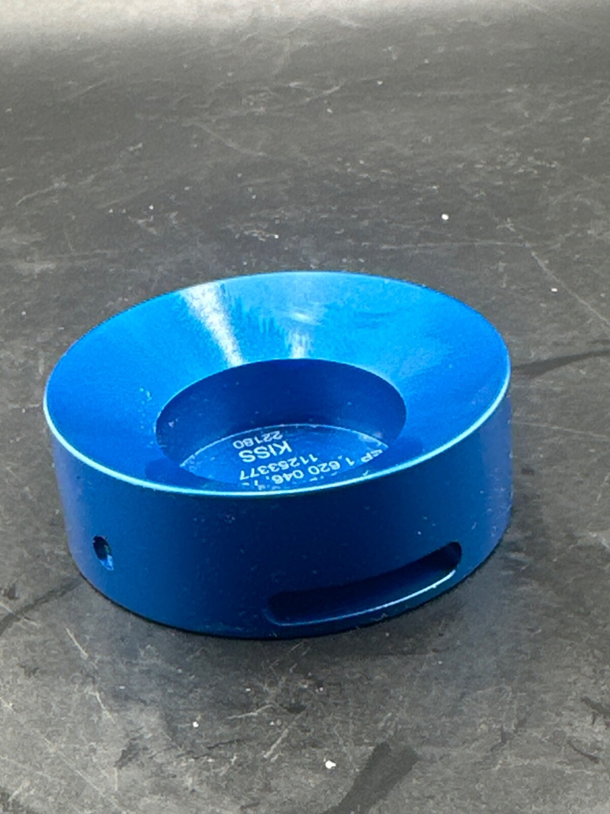 Prosthetic leg component adapter part. Kiss lanyard Layard plate