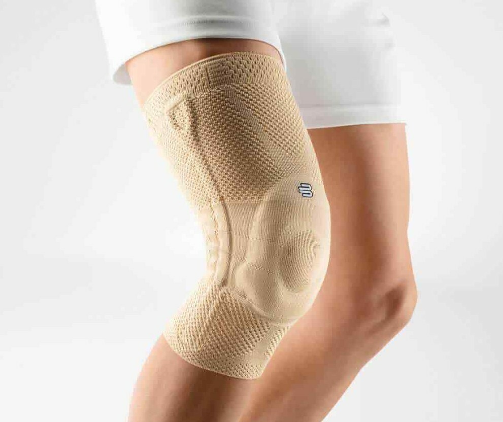 Bauerfeind GenuTrain Size 5 Compression Knee Support Sleeve Beige