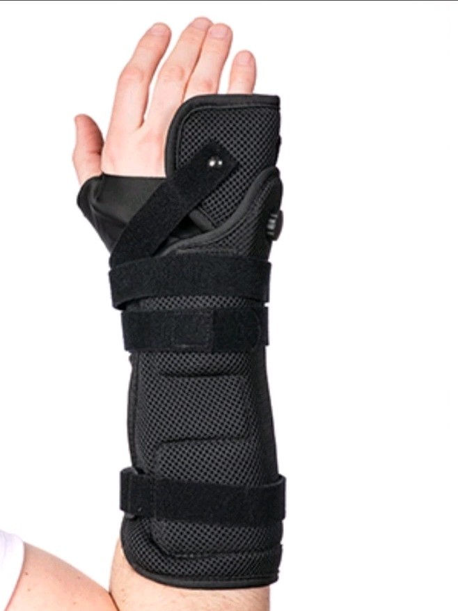 Nano-16 Wrist Brace Left Or Right L3915 L3916