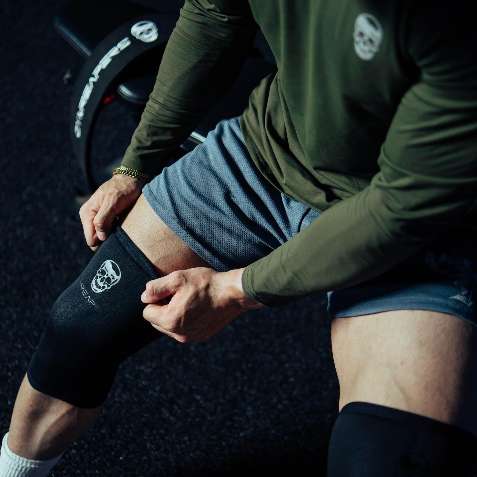 Knee Sleeves (1 Pair) with Gym Bag – IPF Approved – Support Compression Brace…