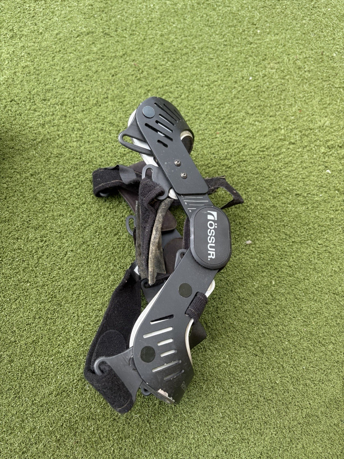Ossur Rebound Dual Knee Brace Right Large for ACL, McL, PCL Support Aluminum