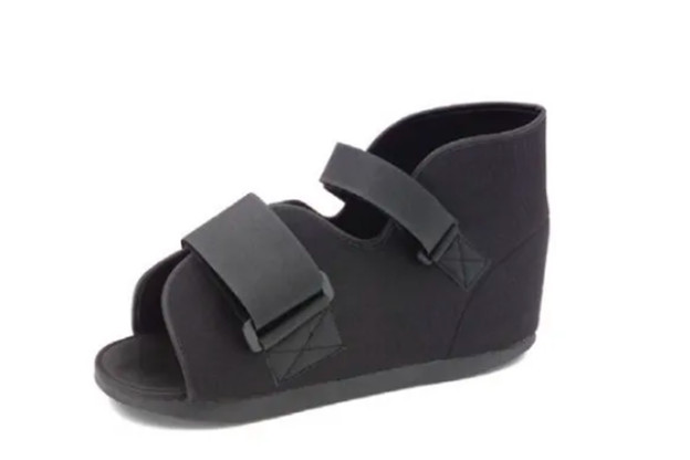 Darco Poly Cast Boot – Pediatric -Black – #HD-CB-PC1