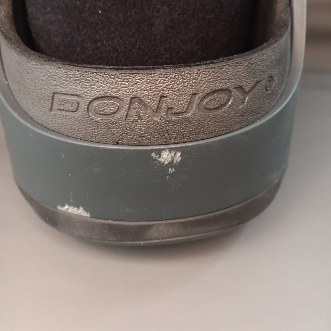 DonJoy Maxtrack II. Ankle Walker Brace Walking Boot XL (EXTRA LARGE)